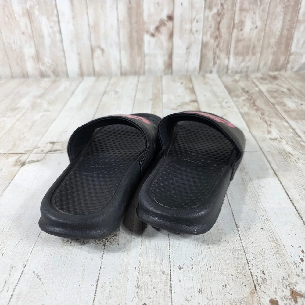 Nike Benassi JDI Kids Slide Sandals Black Pink 555742-001 Size 1Y